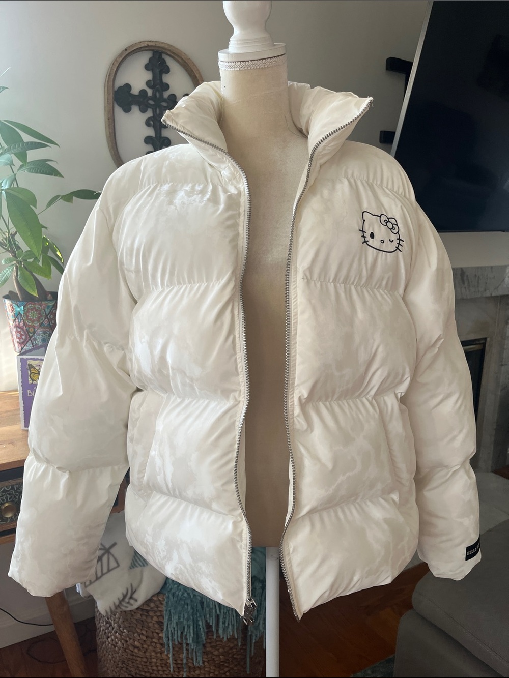 Hello Kitty White Puffer Jacket with Embroidered Logo. Velvety texture